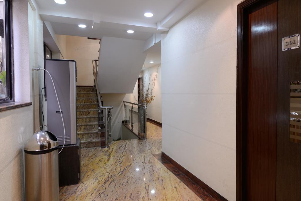โกลเดน แอปเปิ้ล บูทีค โฮเต็ล Hotel โกลกาตา ภายนอก รูปภาพ